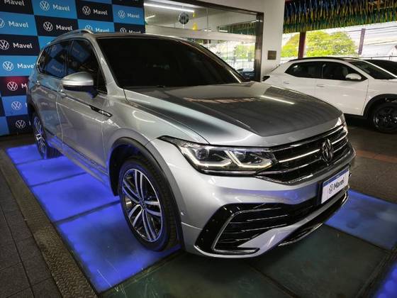 VOLKSWAGEN TIGUAN 2.0 300 TSI GASOLINA ALLSPACE R-LINE AUTOMÁTICO VOLKSWAGEN TIGUAN 2.0 300 TSI GASOLINA ALLSPACE R-LINE AUTOMÁTICO